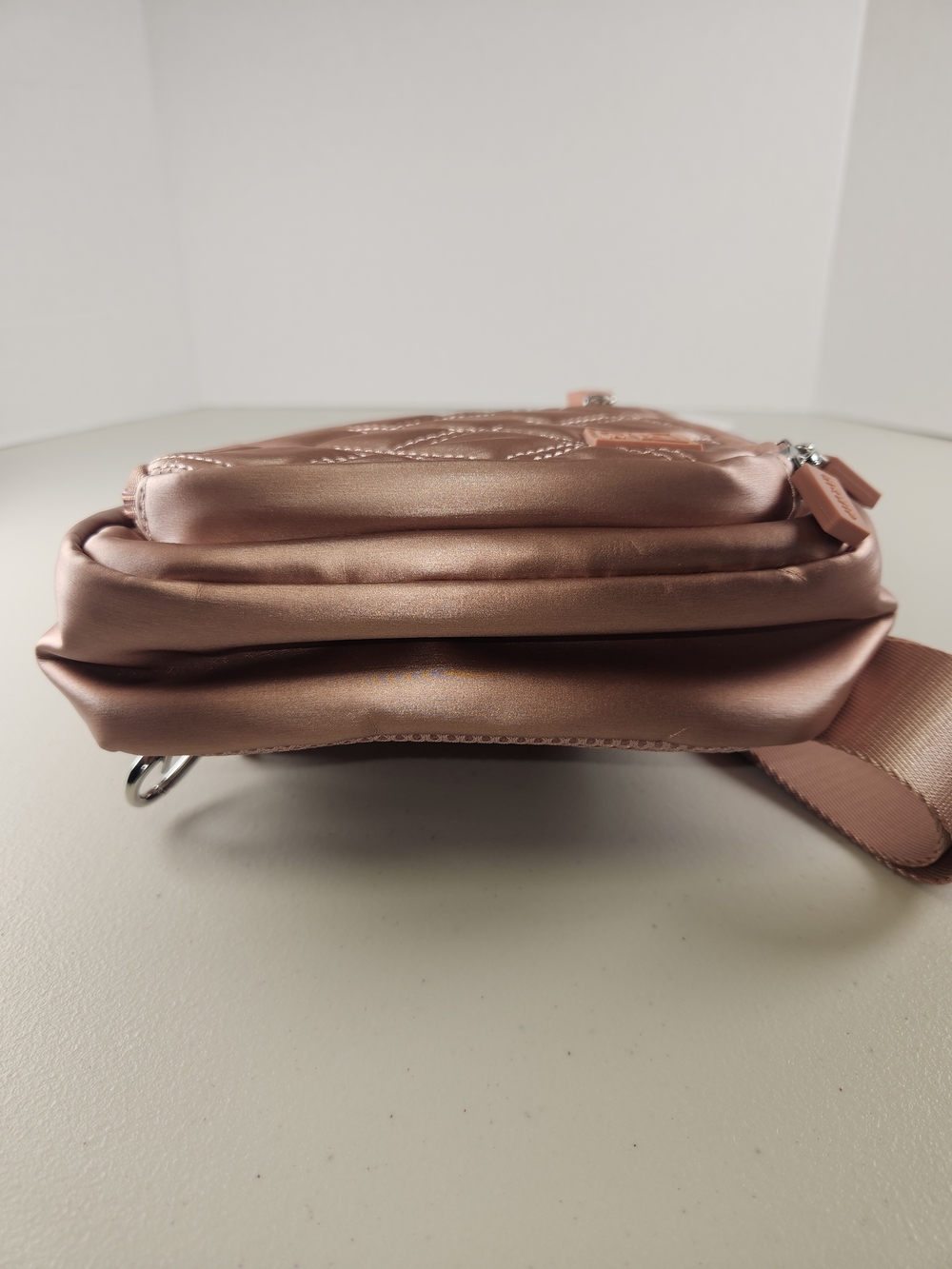 Ihkwip NWT THE CONVERTIBLE SIDEKICK SLING BACKPACK - Rose Gold WOVEN - Picture 6 of 16